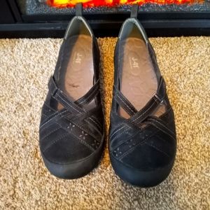 Womens jbu leather strap loafers